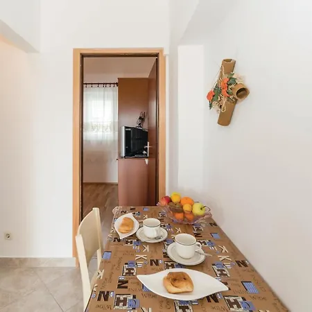 Gorgeous In With House Sea View *