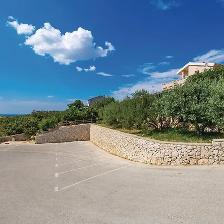 Gorgeous In With House Sea View Apartman Kolan