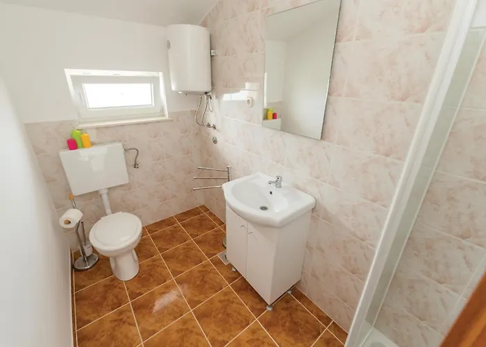 1 Bedroom Amazing In Apartman Kolan